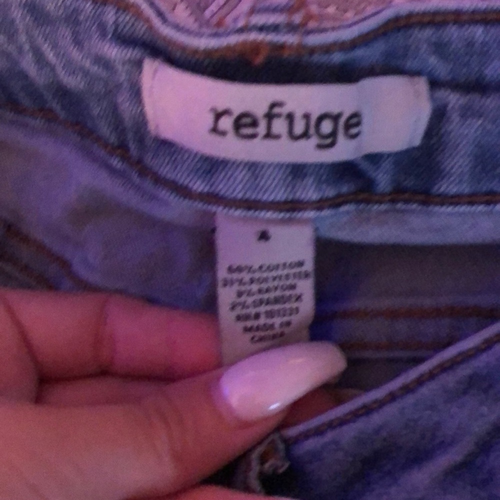 Skinny jeans/ Ripped - Picture 3 of 3
